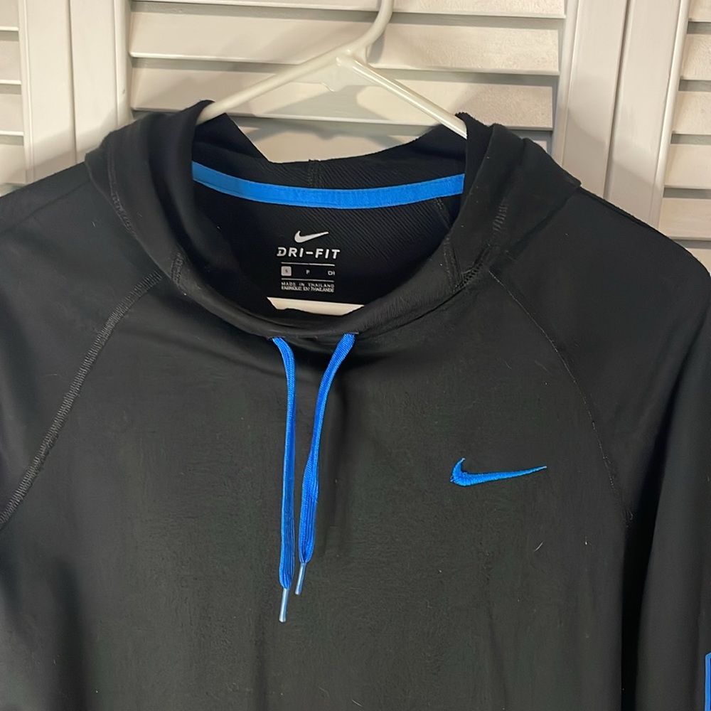 Nike Dri-Fit Sweatshirt - Picture 2 of 5